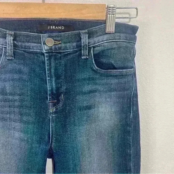J BRAND Cropped Zip Skinny Jeans in Spirited Size 26 - Picture 3 of 16